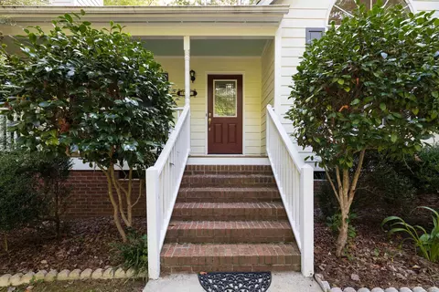 6610 Lipscomb Dr, Durham, NC 27712 photo 2