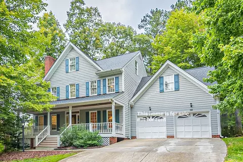 101 Parkknoll Ln, Cary, NC 27519 photo 1