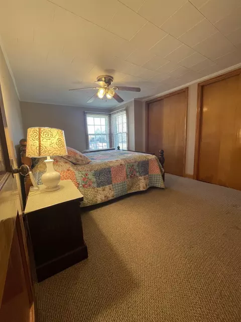 205 N Holt St, Pine Level, NC 27568 photo 6