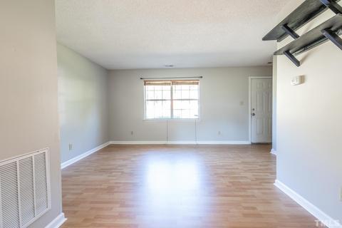 902 Buxton St, Durham, NC 27713 photo 2