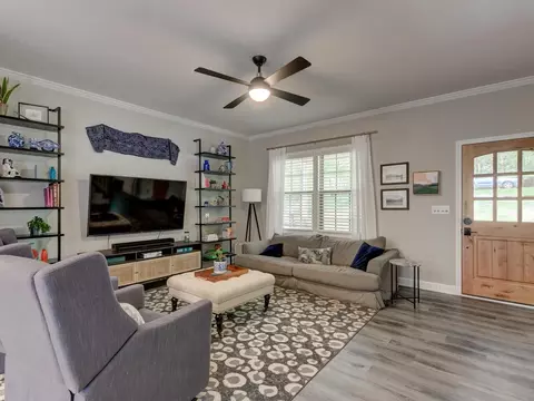 5511 Centennial Dr, Durham, NC 27712 photo 4