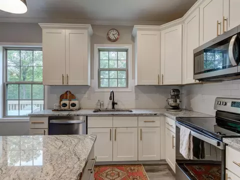 5511 Centennial Dr, Durham, NC 27712 photo 9