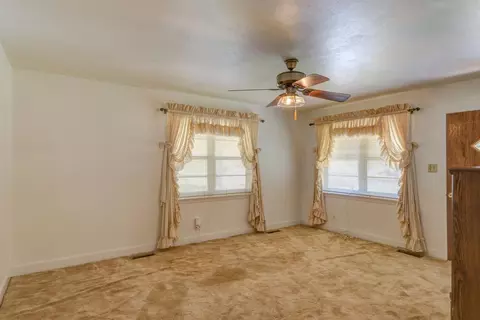 205 Cloverdale Dr, Smithfield, NC 27577 photo 21