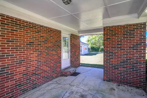 205 Cloverdale Dr, Smithfield, NC 27577 photo 10