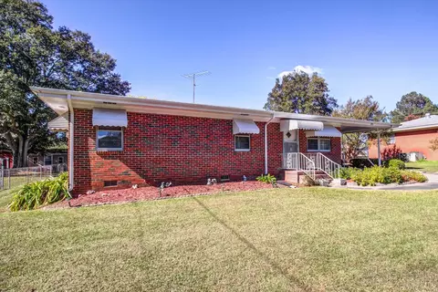 205 Cloverdale Dr, Smithfield, NC 27577 photo 7