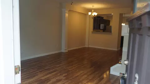 326 Carthage Ct, Durham, NC 27703 photo 3