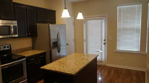 326 Carthage Ct, Durham, NC 27703 photo 4