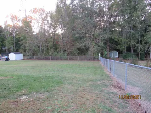 445 Marshall Ln, Smithfield, NC 27577 photo 3
