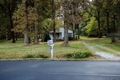 812 Goodwin Rd, Durham, NC 27712 photo 1