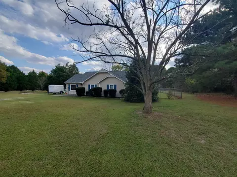 146 D A King Dr, Willow Spring, NC 27592 photo 2