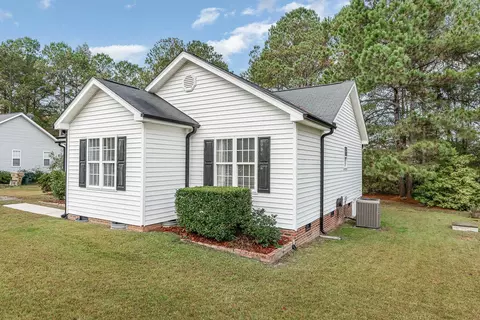 376 Tranquil Ln, Willow Spring, NC 27592 photo 2
