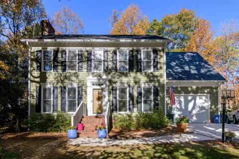 1329 Apache Ln, Apex, NC 27502 photo 2