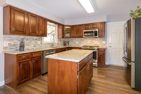 1329 Apache Ln, Apex, NC 27502 photo 9