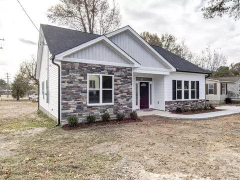 1012 Lemay St, Smithfield, NC 27577 photo 1