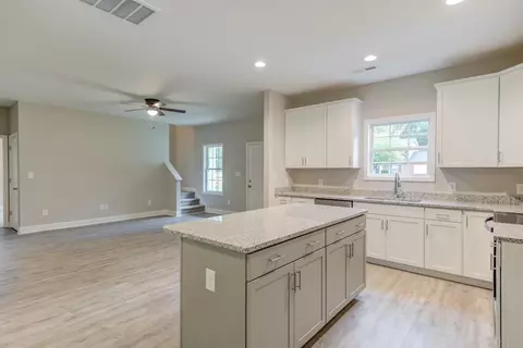 1006 Chestnut Dr, Smithfield, NC 27577 photo 7