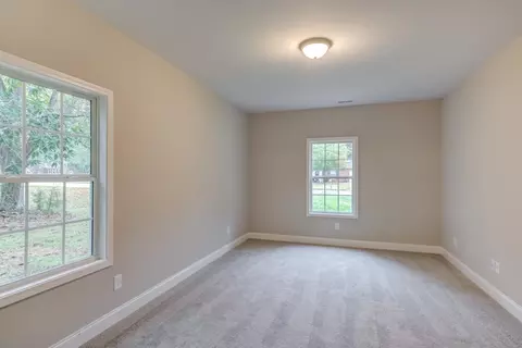 1006 Chestnut Dr, Smithfield, NC 27577 photo 12