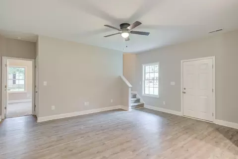 1006 Chestnut Dr, Smithfield, NC 27577 photo 4