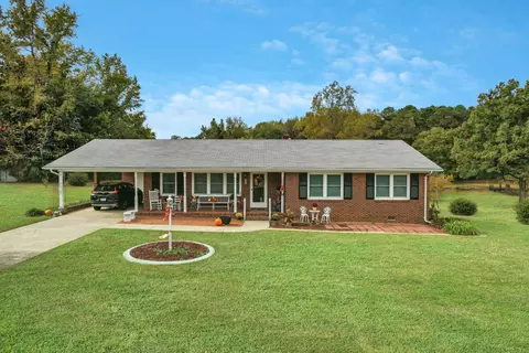 300 S 18th St, Erwin, NC 28339 photo 1