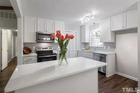 101 Baldwin Cir, Garner, NC 27529 photo 9