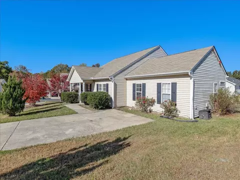 101 Knothole Ln, Durham, NC 27704 photo 1