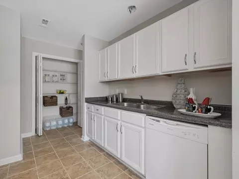 101 Knothole Ln, Durham, NC 27704 photo 9