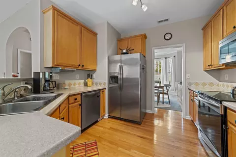 4705 Regency Dr, Durham, NC 27713 photo 6