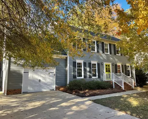 1313 Apache Ln, Apex, NC 27502 photo 2