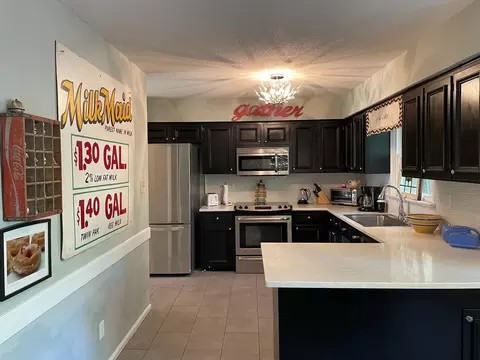 1313 Apache Ln, Apex, NC 27502 photo 4