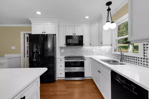 5908 Scalybark Rd, Durham, NC 27712 photo 18