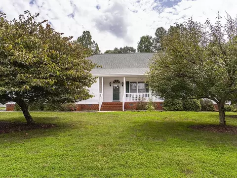 4560 Springbrook Dr, Burlington, NC 27215 photo 1