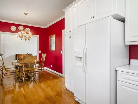 4560 Springbrook Dr, Burlington, NC 27215 photo 10