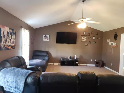 112 Beadle Ct, Smithfield, NC 27577 photo 5