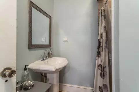 302 N Maple St, Durham, NC 27703 photo 23