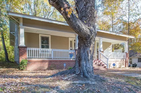 302 N Maple St, Durham, NC 27703 photo 2