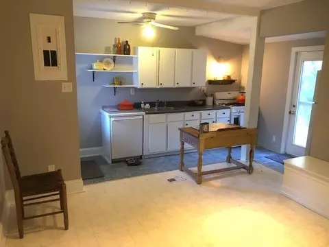 817 Nancy St, Durham, NC 27701 photo 9