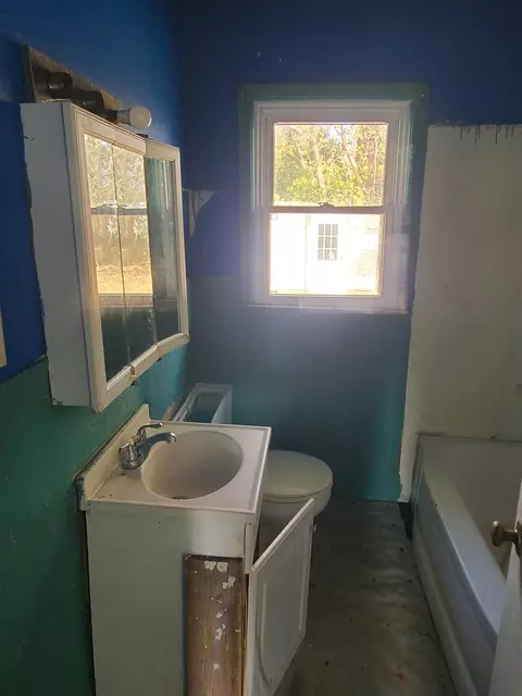 405 E 407 E Best St, Dunn, NC 28334 photo 13
