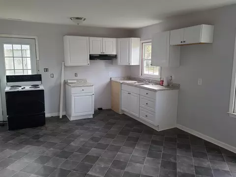 405 E 407 E Best St, Dunn, NC 28334 photo 4