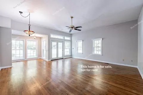 116 Honeysuckle Ln, Durham, NC 27703 photo 5