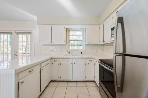121 Fleming Dr, Durham, NC 27712 photo 8