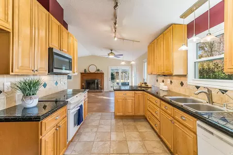 4819 Mandel Rd, Durham, NC 27712 photo 6
