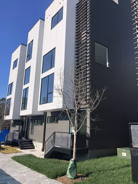 512 Gordon St #1004, Durham, NC 27701 photo 4