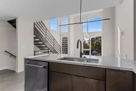 512 Gordon St #1004, Durham, NC 27701 photo 6