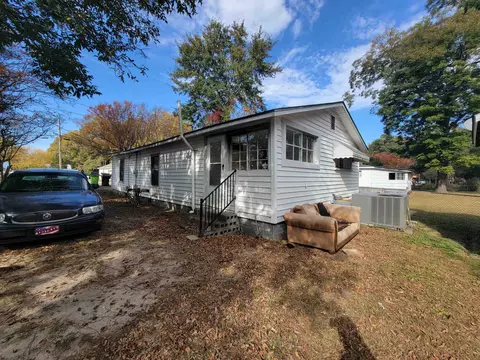 207 St Matthews Rd, Erwin, NC 28339 photo 3