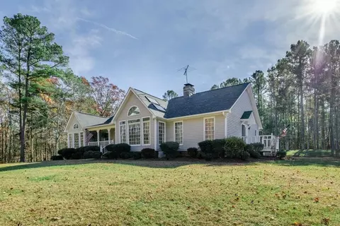 4508 Rogers Rd, Durham, NC 27703 photo 3