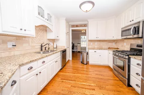 115 Heatherstone Ct, Benson, NC 27504 photo 7