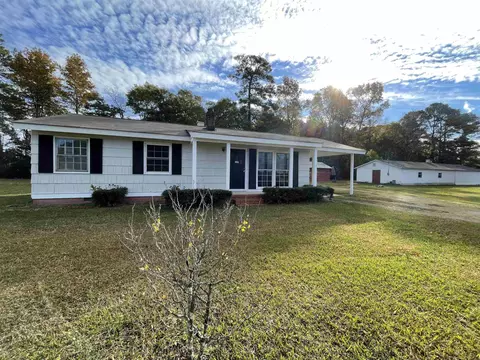 137 Wiggs Rd, Selma, NC 27576 photo 2