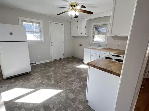 1306 Drew St, Durham, NC 27701 photo 3