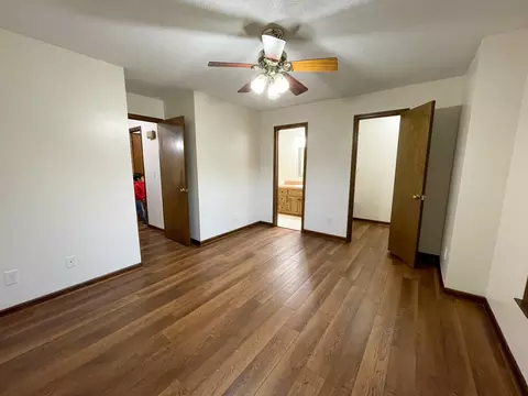 108 Rose Cir, Dunn, NC 28334 photo 4