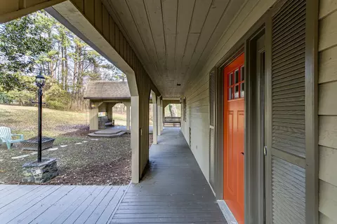 831 Healey Ln, Durham, NC 27705 photo 3
