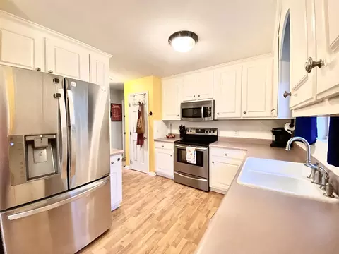 739 E Keri Dr, Garner, NC 27529 photo 6
